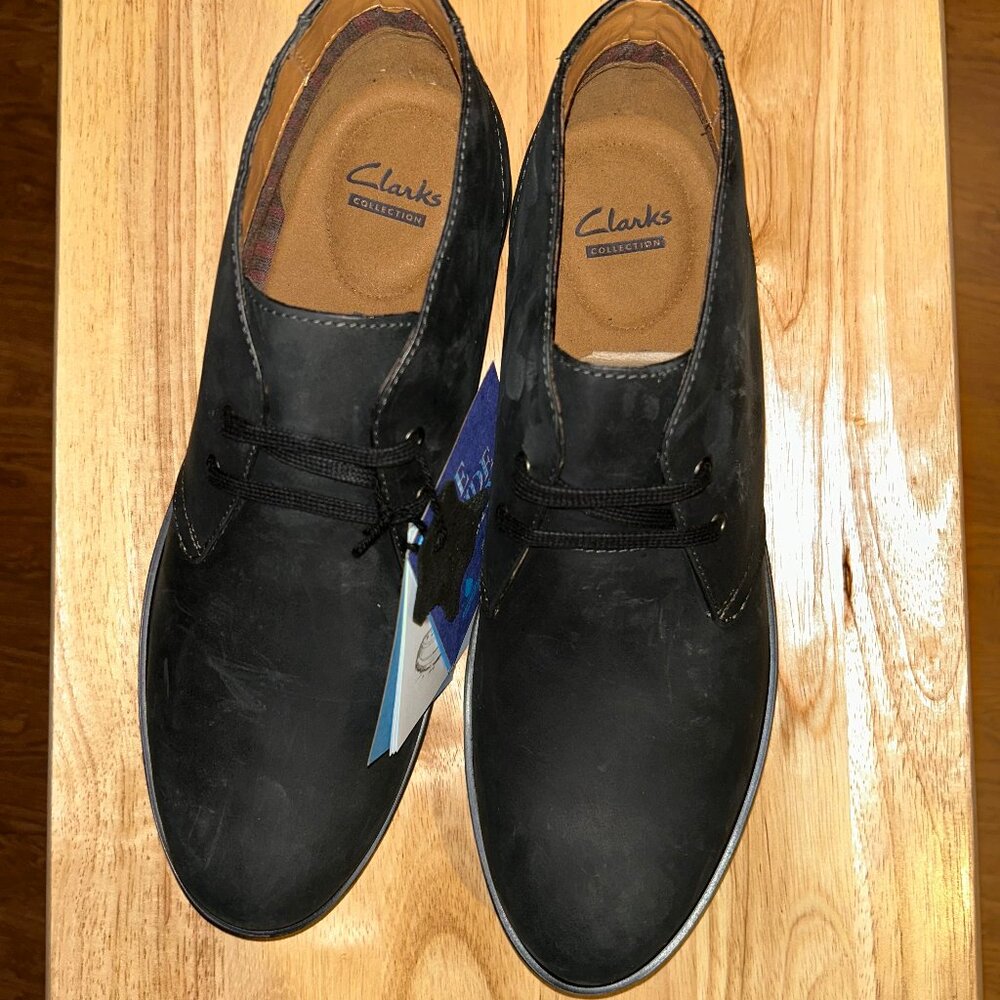 Clark's men's Black Leather Riston Style Ankle-high Shoes-Boots